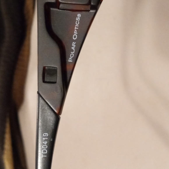 Polarized Sunglasses- over glasses - Picture 3 of 4